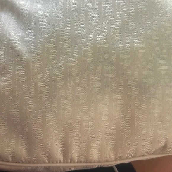 Elegant Cream Dior Shoulder Bag🤍 - Picture 15 of 15